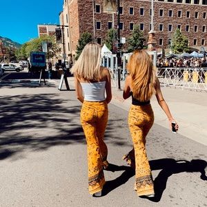 Meet your Posher, Leslie